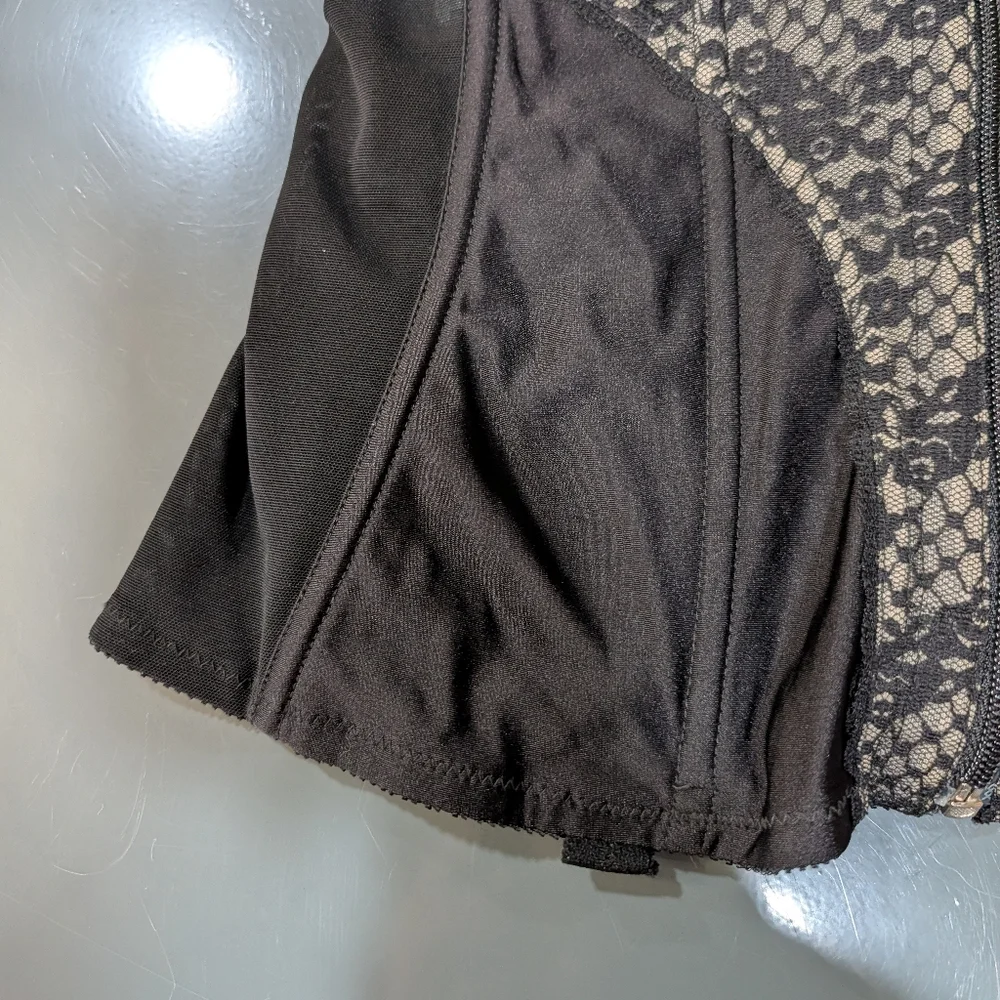 Adonna hook zip